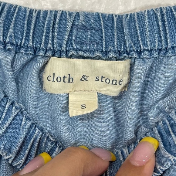 Cloth & Stone Anthropologie Light Blue Chambray Off The Shoulder Top Women’s Sm - Picture 3 of 13